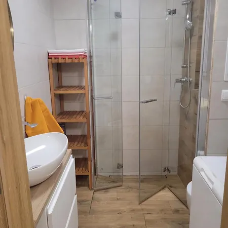 Apartment Przy Rynku Z Garazem Wroclaw